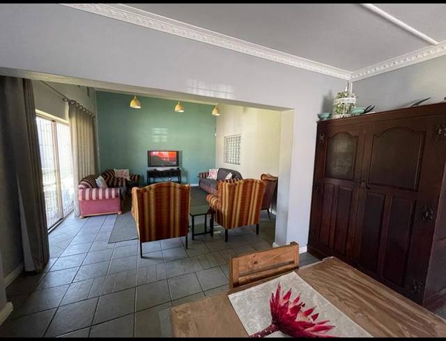 4 BEDROOM HOUSE FOR SALE IN MEYERVILLE